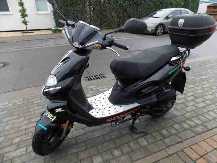 Motorroller Hawk schwarz TGB Typ BR 1 Bj.2009 mit Zubehör 50cm³