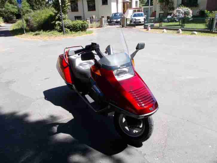 Motorroller Honda Helix 250 ccm Roller Automatik, echt guter Original Zustand .