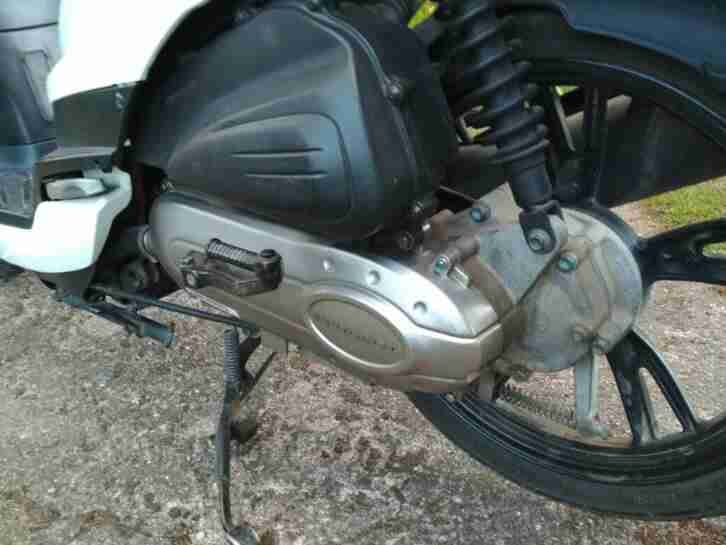 Motorroller Peugeot Tweet 50ccm 4-takt Grossradroller Roller Liberty 50cc