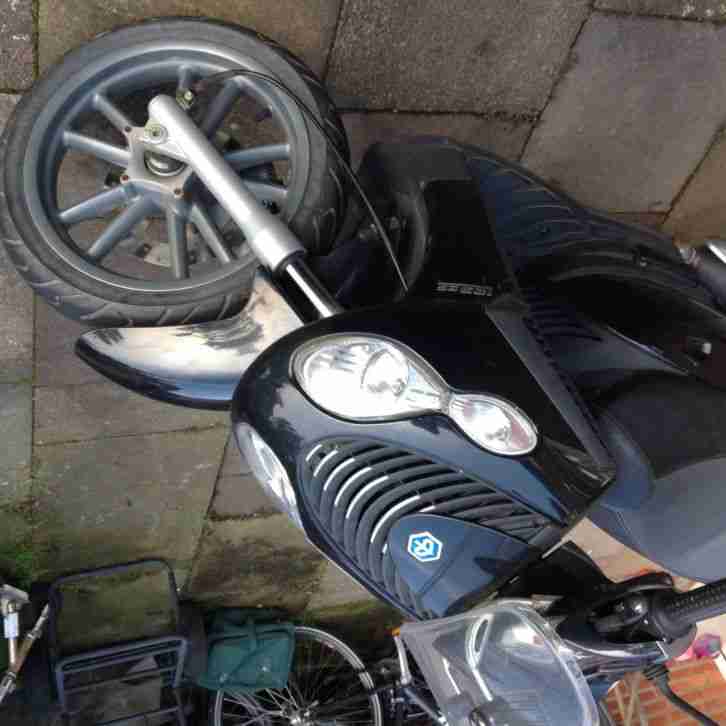Motorroller Piaggio 125cm, 15 PS , ca. 7000 km,