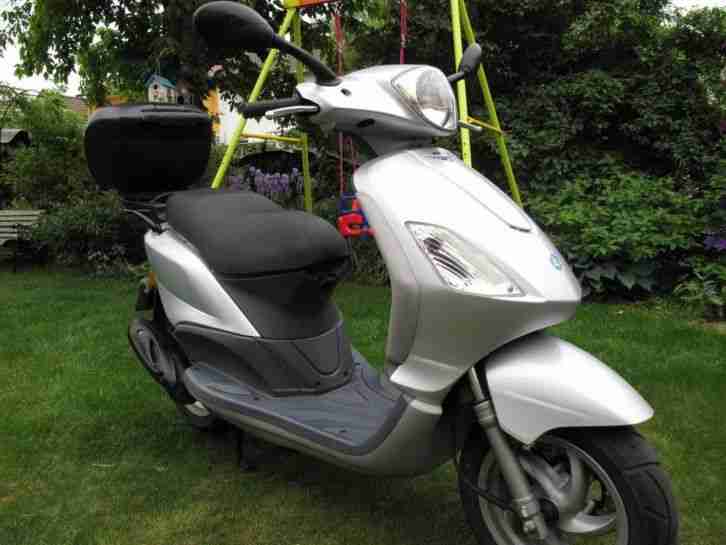 Motorroller Fly 100 Bj:2008 Koffer