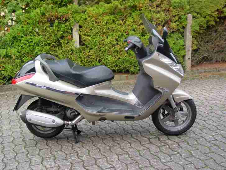 Motorroller X8 125ccm Bj 2004 Km