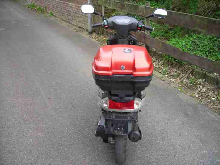 Motorroller „REX“ „SPRINT 50“ (BAOTIAN) Typ BT49QT9 € 500,00