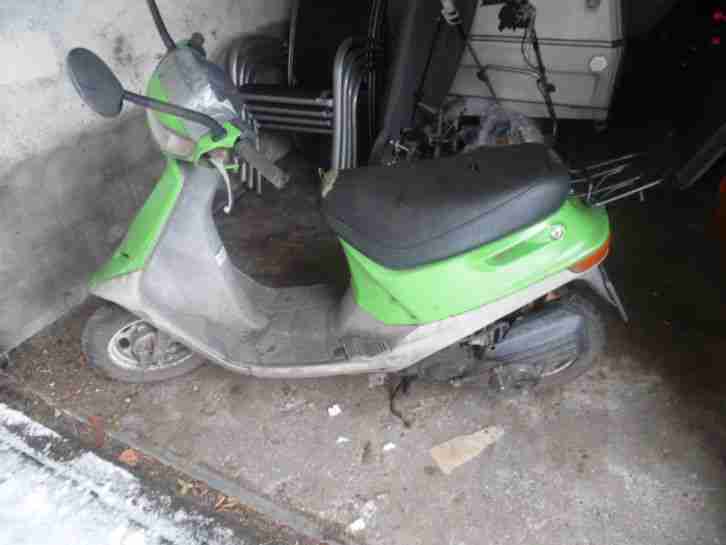 Motorroller SANYANG 50ccm aus Nachlass