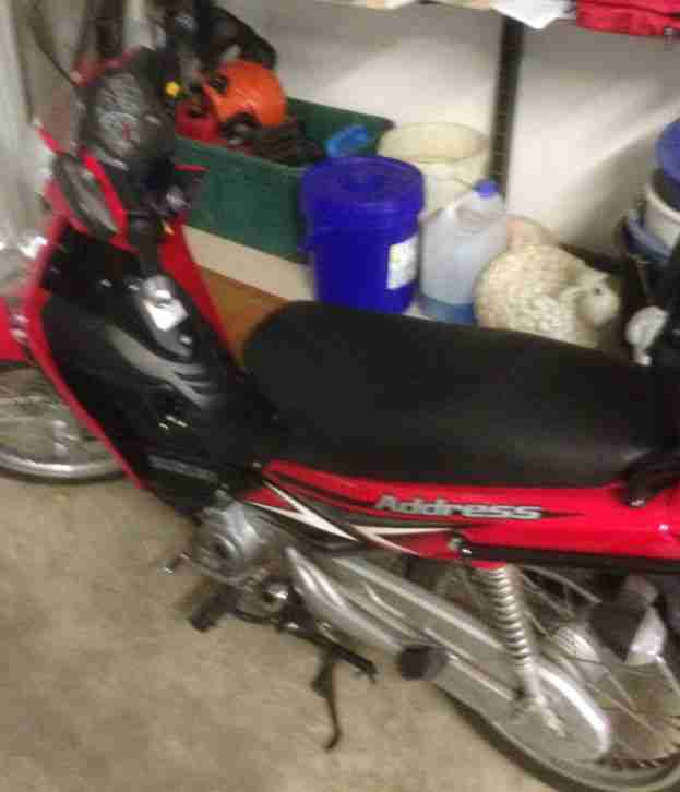 Motorroller Suzuki Adress 125