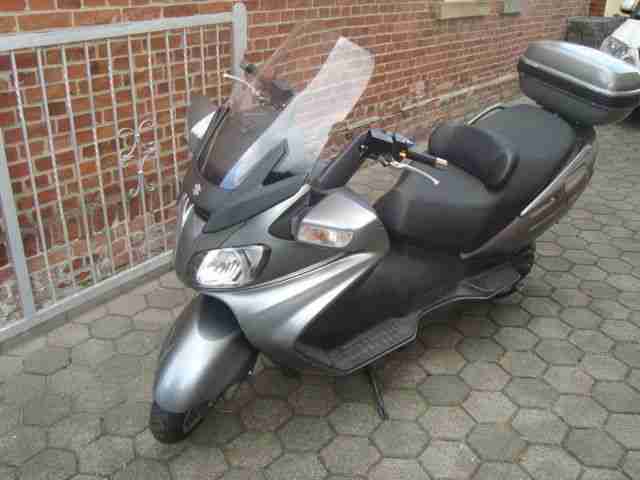 Motorroller Suzuki Burgman 650