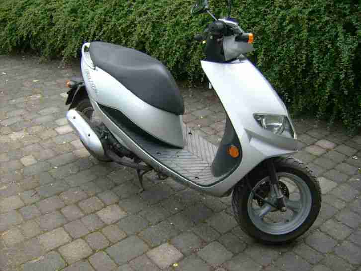 Motorroller Suzuki Estilete