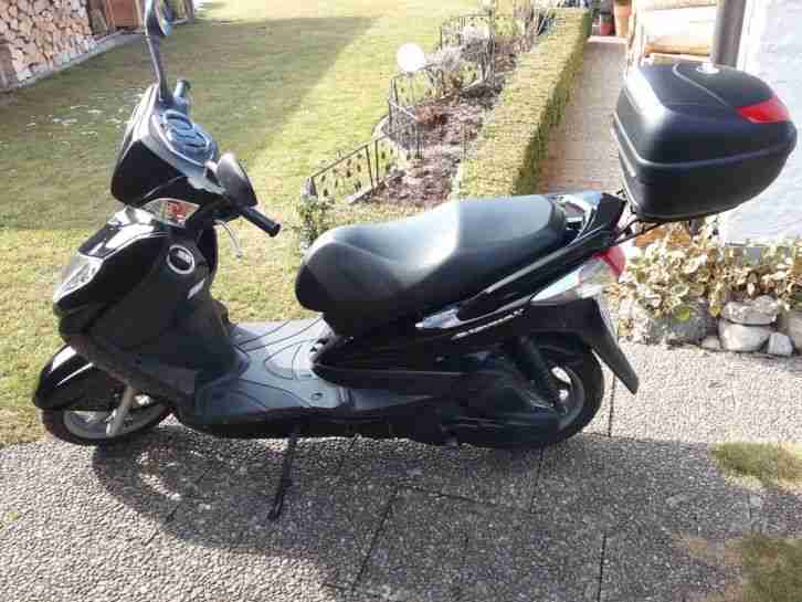 Motorroller Yamaha 125ccm neuwertig