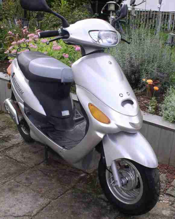 Motorroller für Bastler MILESTORM china 4 Tackter 50 cm³