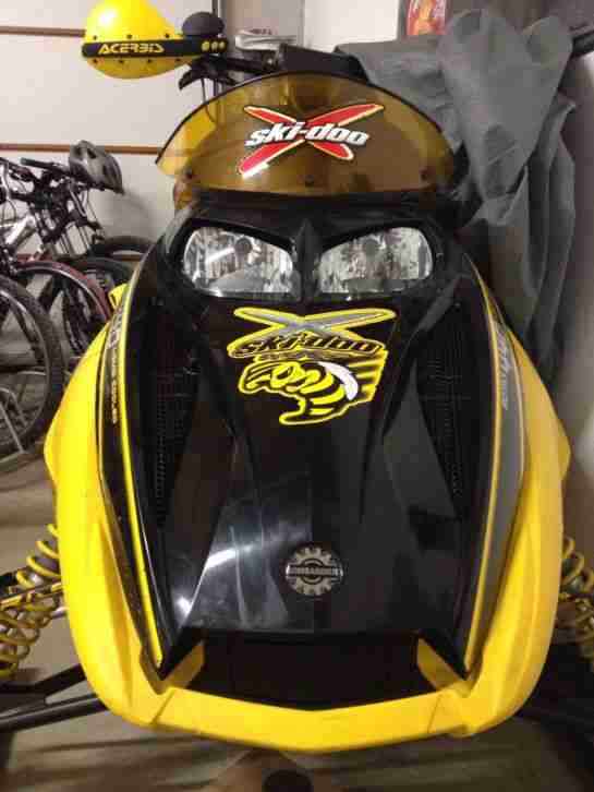 Motorschlitten Skidoo MXZ 440 Rev Polaris Arctic Cat