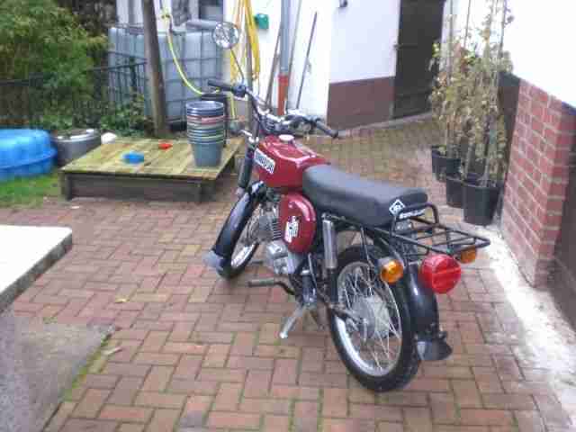 Neu aufgebautes Moped Simson S51 B1-4