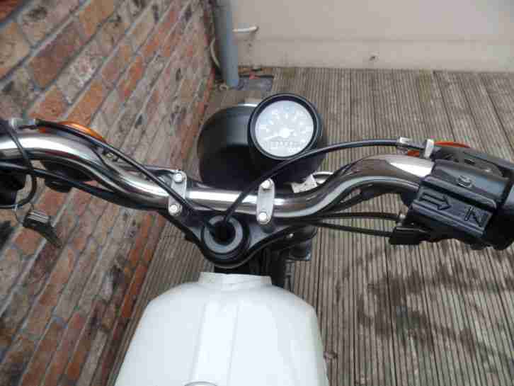 Neuartig!!! Nur 28 Km, für Sammler!!! Simson S51 / 1 B