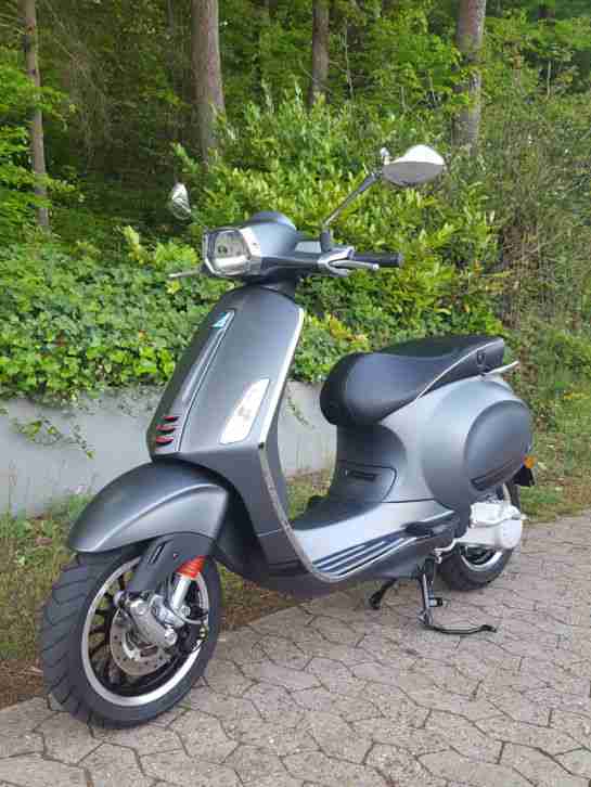 Neuwertige Vespa Sprint 50 Sport - Garantie - 478Km