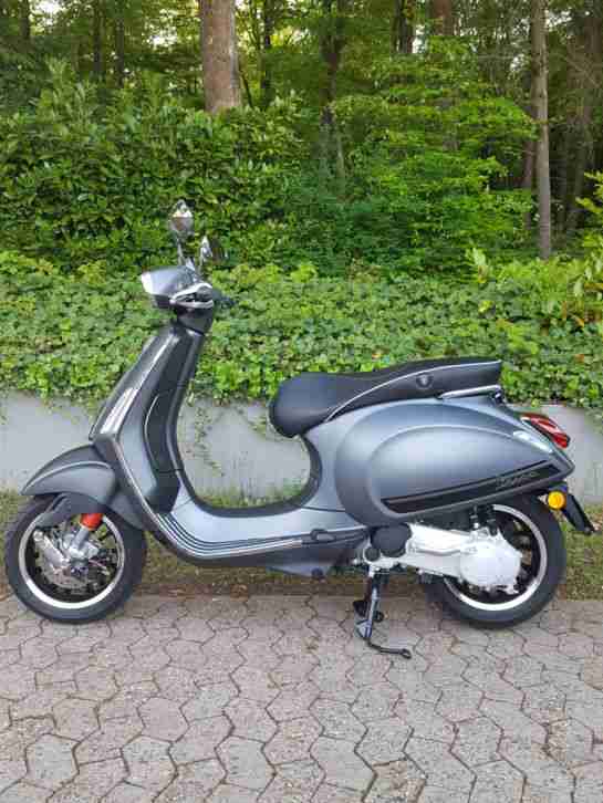 Neuwertige Vespa Sprint 50 Sport - Garantie - 478Km