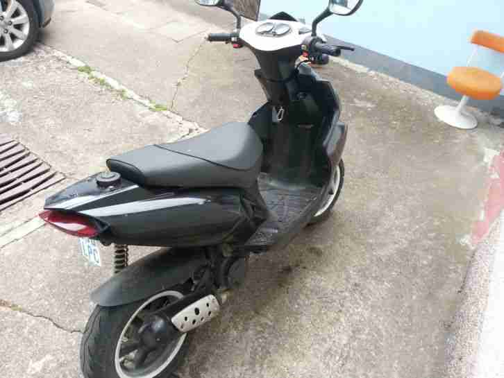 Ningbo Longjia Roller Schwarz guter Zustand