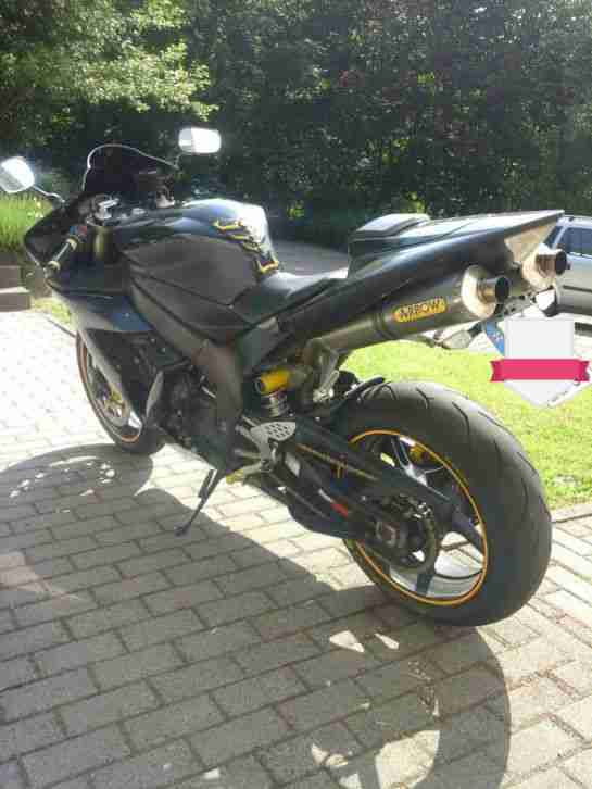 Nur 3 Tage. Yamaha Yzf 1000 R1 rn12, Tüv neu, viel Zubehör.