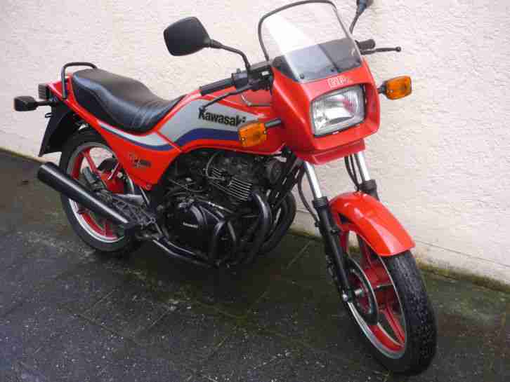 OLDTIMER KAWASAKI GPZ 305 1. Hd. orig. 2700