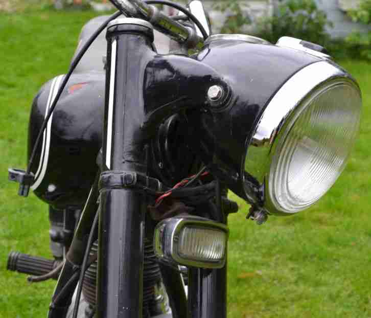 Oldtimer BMW R25-3