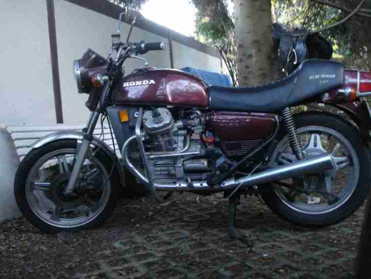 Oldtimer HONDA CX 500 zum Ausschlachten