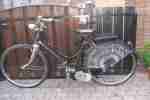 Oldtimer Hilfsmotor Fahrrad mit verchromter