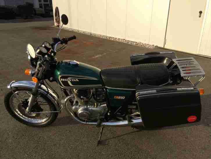 Oldtimer Honda CB 250G mit originalen 291 Km auf dem Tacho.