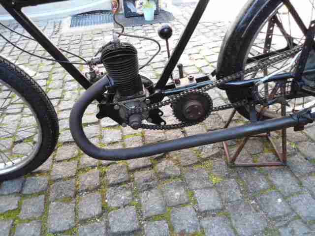 Oldtimer Monet Goyon Racer