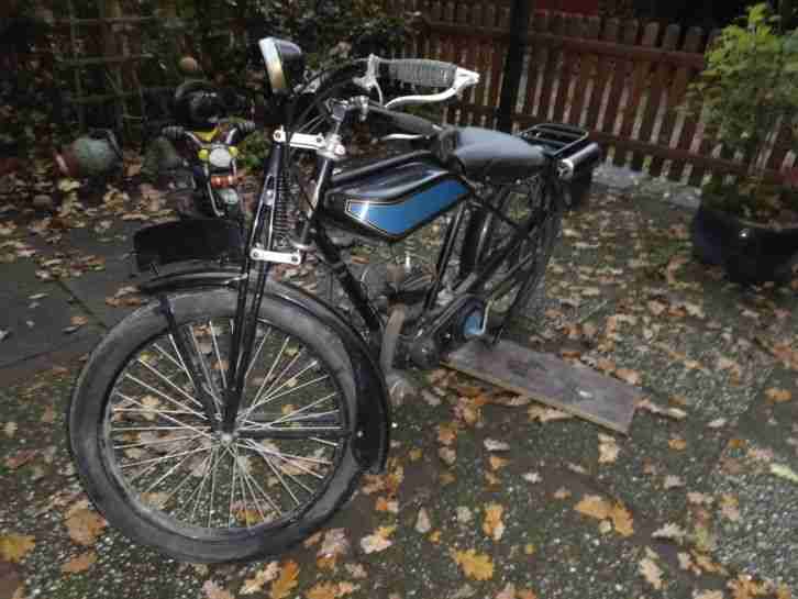 Oldtimer Monet Goyon z !47ccm mit Stecktank vor Bj.1930