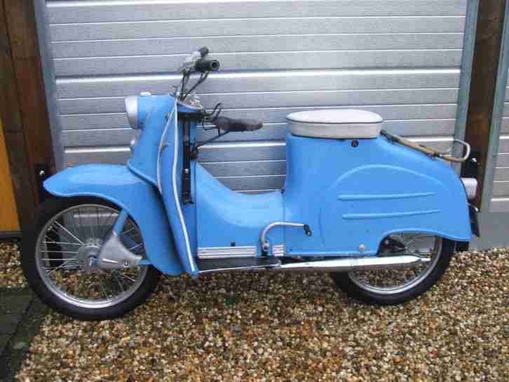Oldtimer Moped Roller Simson KR50 Schwalbe Vorgängermodell Kindersitz Scheibe