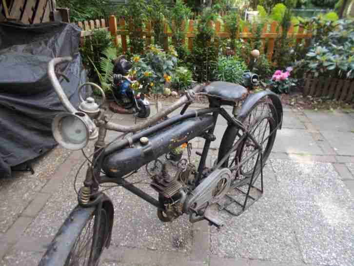 Oldtimer Moto Smart (Sedan) Bj 1922 mit Riemenantrieb und stecktank wie Terrot