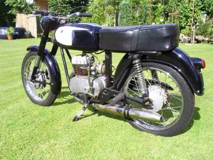 Oldtimer Motorrad Ossa 158ccm alt selten