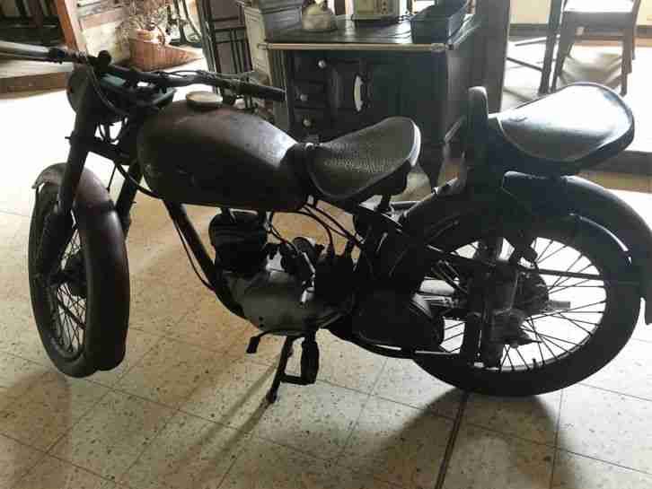 Oldtimer Motorrad RT 125
