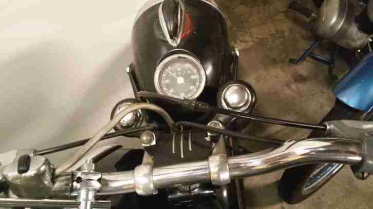 Oldtimer Motorrad Triumph bdg 125