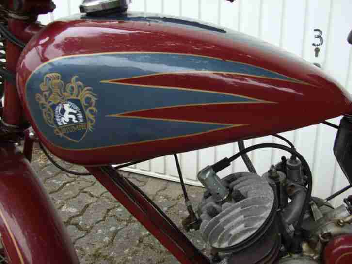 Oldtimer TRIUMPF MOTORRAD