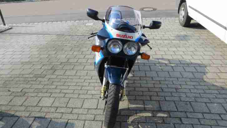 Original GSX-R1100 GU74C Bj. 86 (offen)