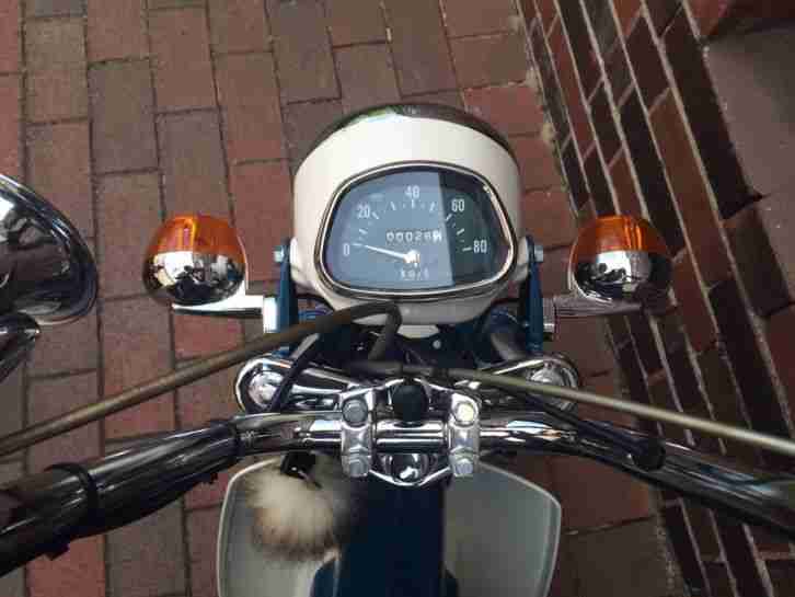 Originale Honda Chaly mit einmaligem Anhänger Gespann