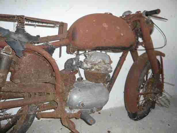 PARILLA Motorrad > MEGA SELTENer Oldtimer < AB NUR 1,-€ !!!