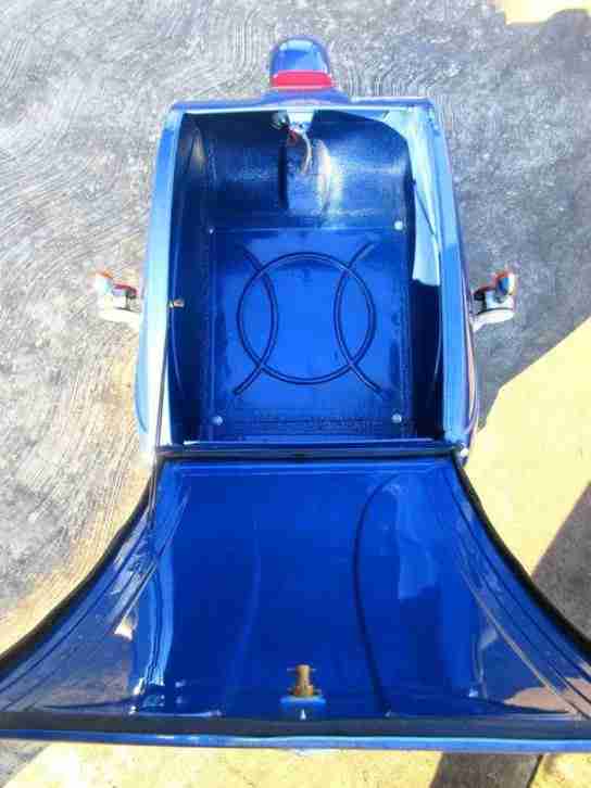 PAV 40 - rimorchio originale per la moto del 1965 (Vespa, Harley Davidson...)