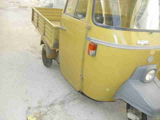 PIAGGIO APE OLDTIMER SELTEN DREIRAD VESPA