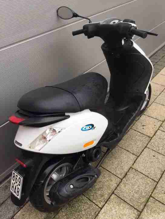 PIAGGIO Modell ZIP 4T