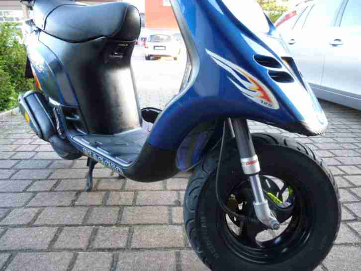 PIAGGIO ROLLER TPH 125+RIESEN ARSENAL ERSATZTEILE+KOMLET ERSATZMOTOR