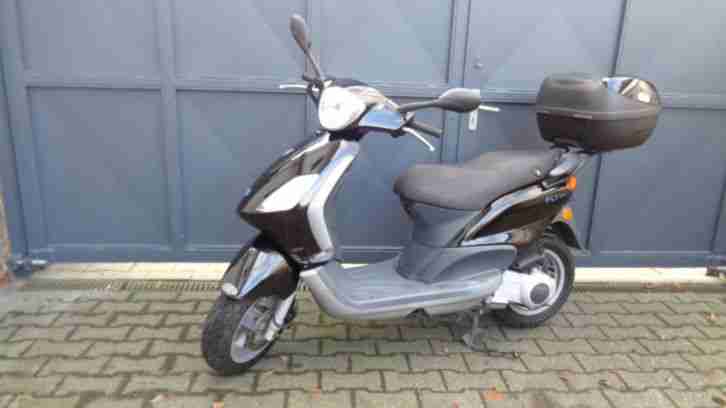 Piaggio VESPA FLY