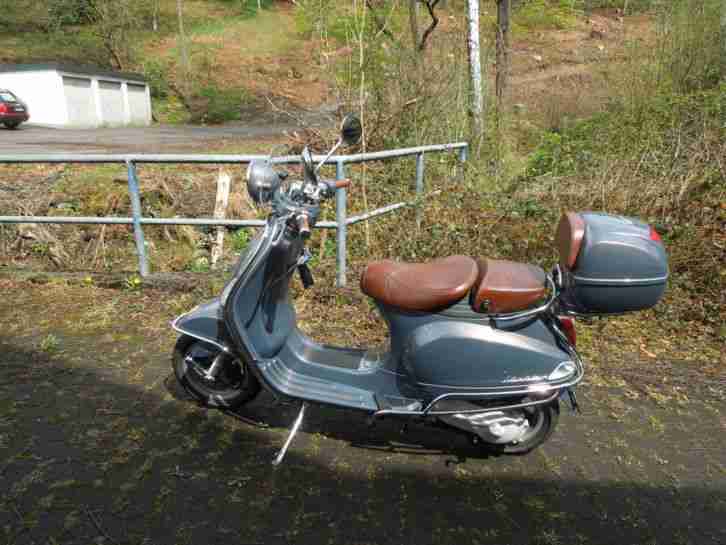 PIAGGIO VESPA LXV50