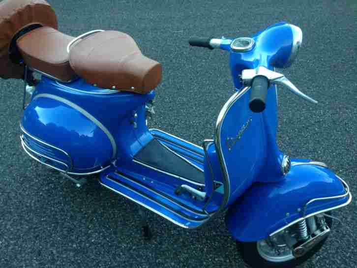 VESPA ROLLER 150 CC IM SEHR SCHÖNEN