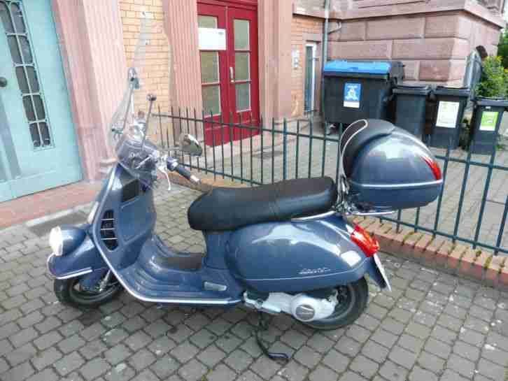 PIAGGIO Vespa GTV 250 Sondermodell nur 790km gefahren! Wie Neu!!!