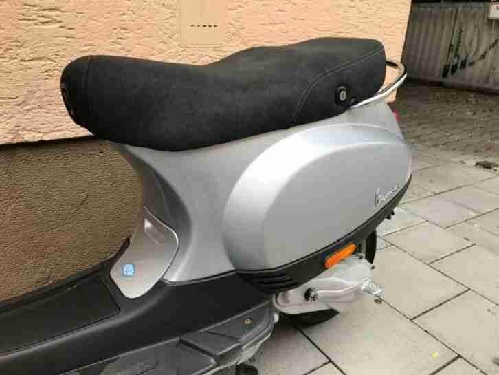 PIAGGIO Vespa LX 50 München!! 50 ccm 2 Takt EZ 2009 silber Motorroller 24.500km