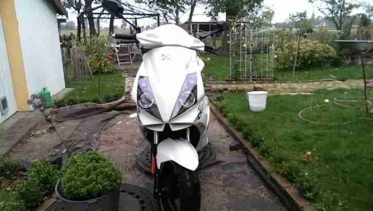 Peugeot JetForce C-Tech Ice Blade nur 1385km