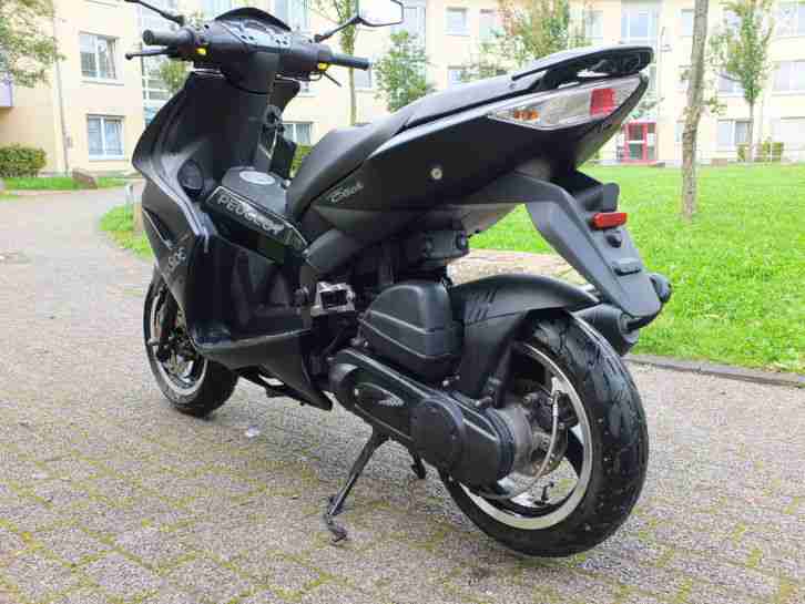 Peugeot Jetforce Darkside Mofa 25 Roller 50 2010 3700km TOP ZUSTAND keine aerox