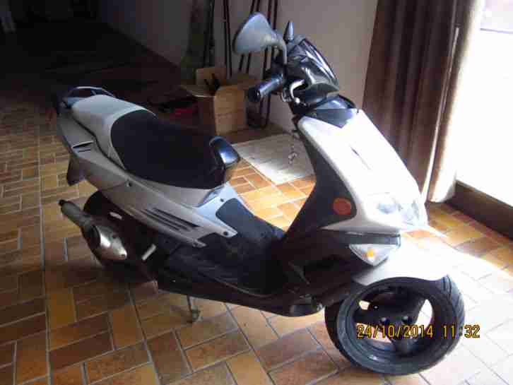 Peugeot Speedfight silber EZ 07 03 25