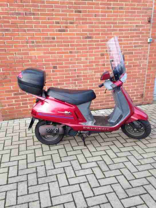 Peugeot SV 125 Roller