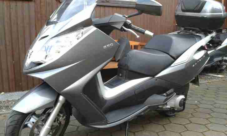 Peugeot Satelis 250ccm, Ez. 2006, nur 14500km, gepflegter Zustand